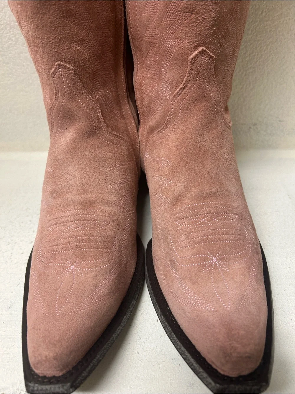 Old Gringo Mayra Pink Suede Boot 9B. NEW